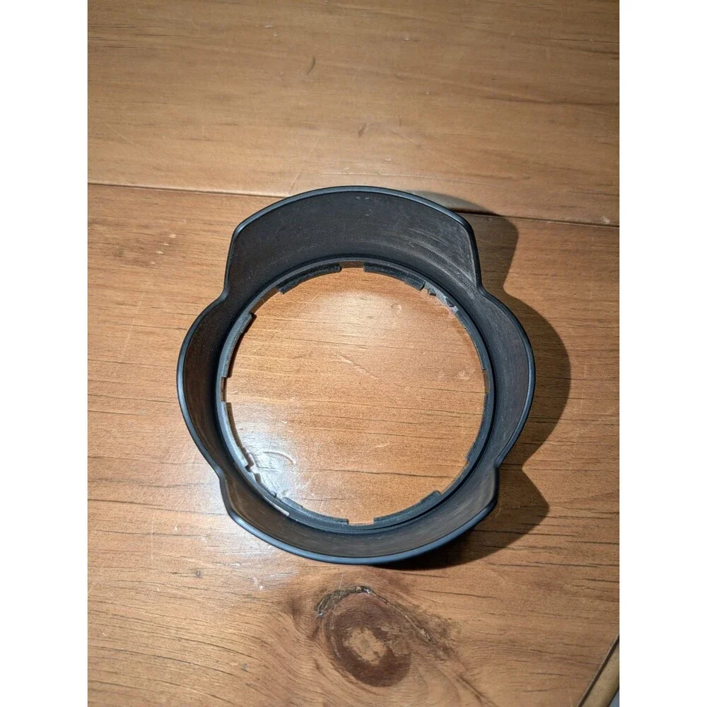 Nikon HB-32 Bayonet Lens Hood AF-S NIKKOR 18-135mm 18-140mm  ED - OEM Genuine